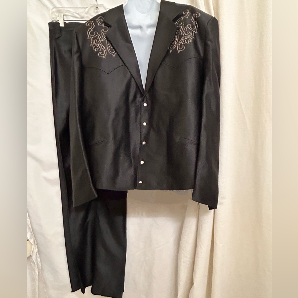 Vintage Pagano men’s western Suite embroidered Blazer & Pants New size 46 Long